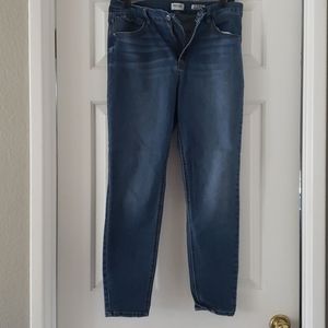 Junior's jeans